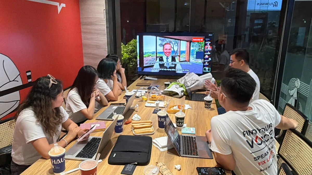 Buổi học Find Your Voice có học viên nối máy từ xa